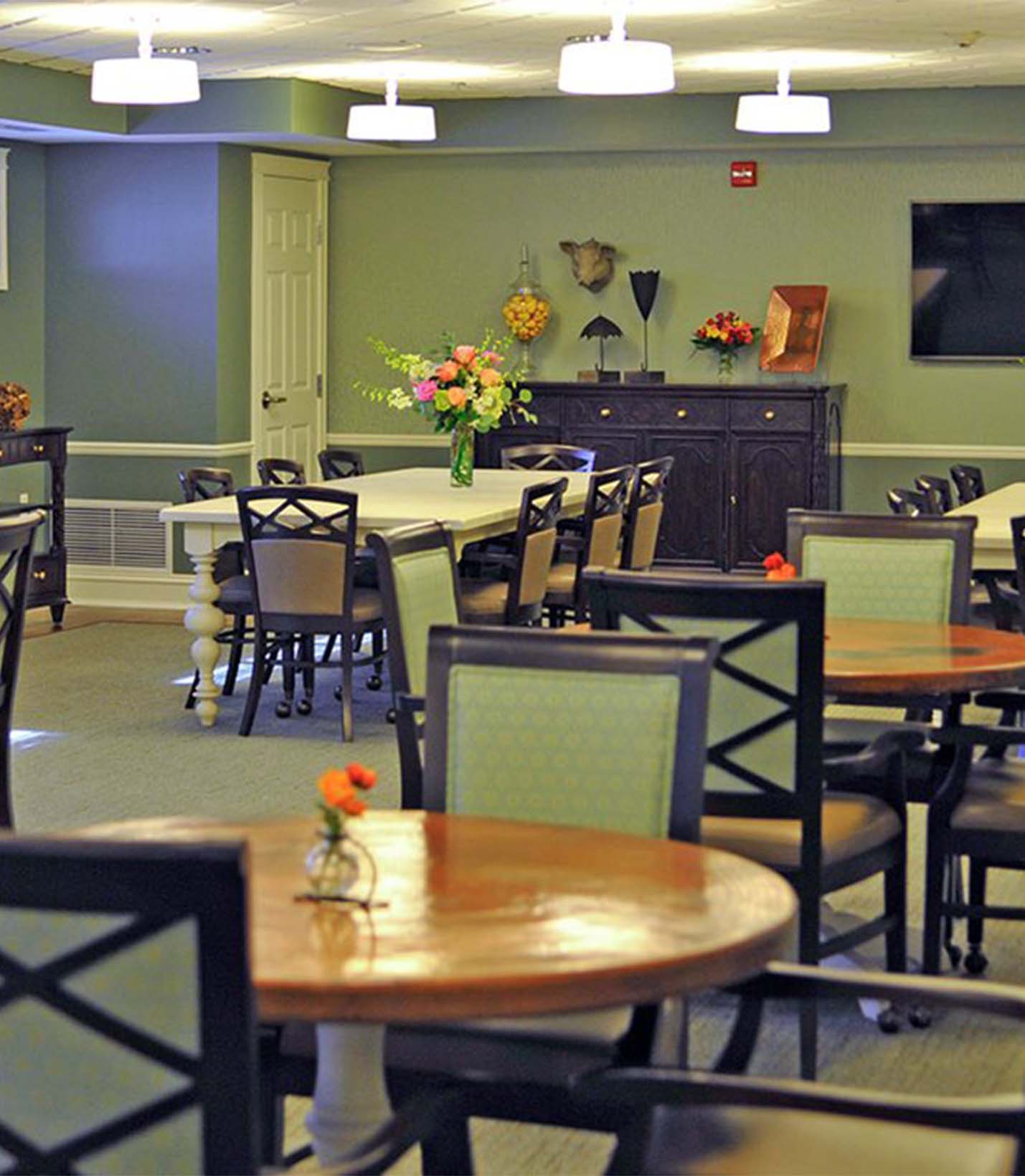 Clinton Township Dining Lobby